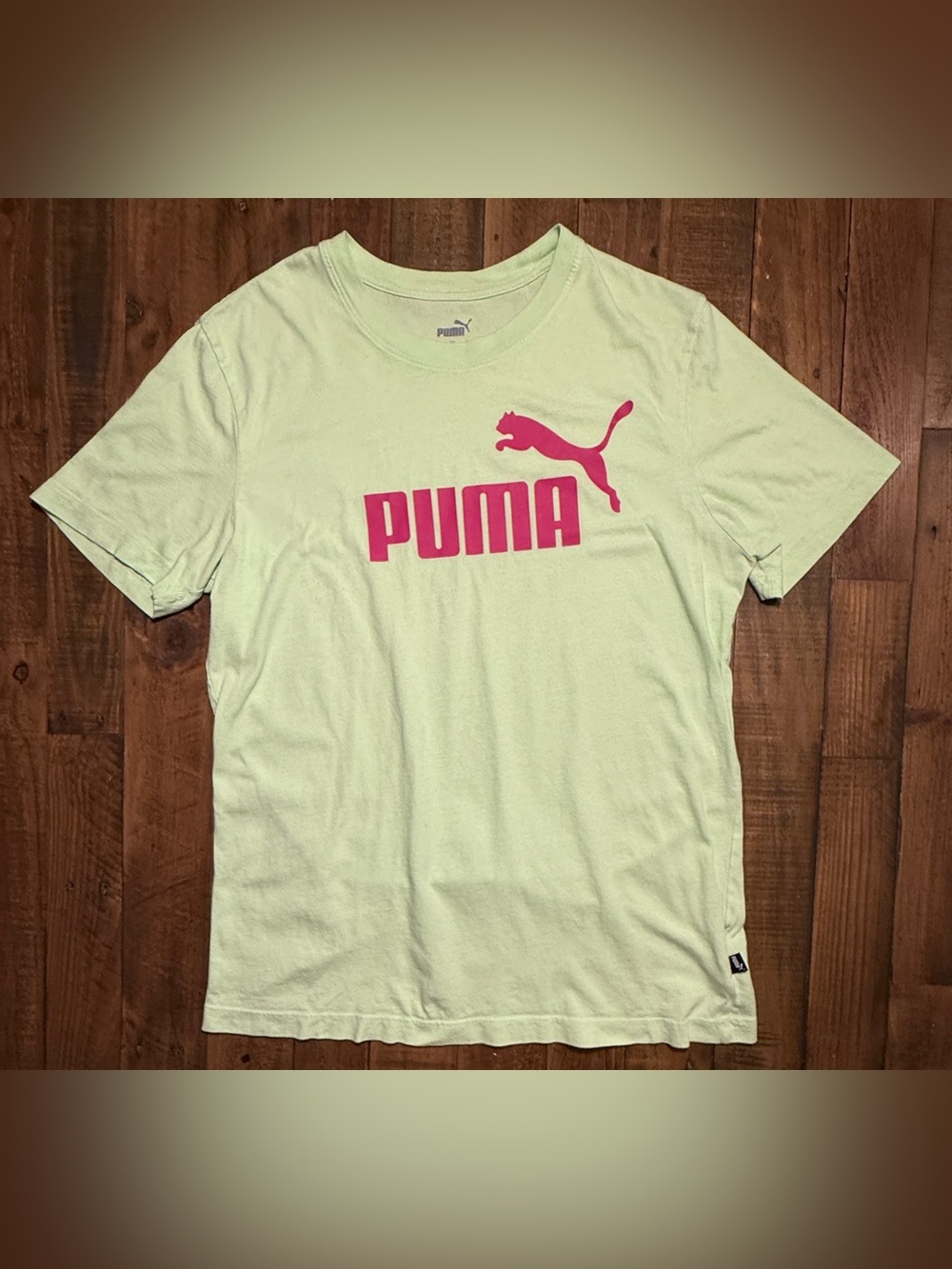 PUMA Men’s Medium Lime Green Graphic T-Shirt – Pink Logo